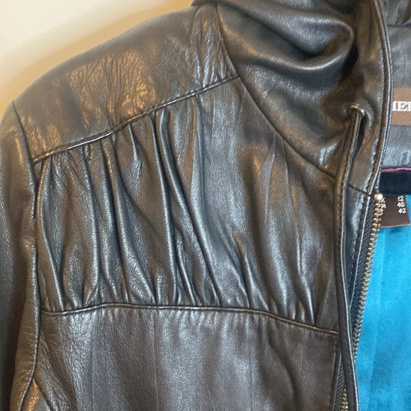 Danier Black Leather Aviator Bomber Jacket - Woman Small - Picture 8 of 8